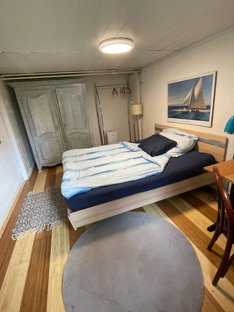 Private apartment 30 m2, garden, close to the baths