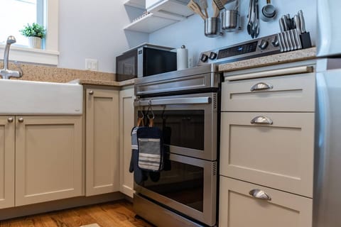 Bright, Calm Home Steps from Capitol Hill Sights