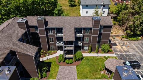 Newly Renovated 1st Floor Condo | Walk to Main St.