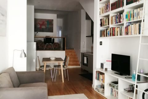 Courtyard House 1