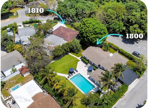 2-Home Compound with Pool and BBQ, Sleeps 16