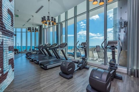Beachfront Luxury 2BR/2BA Condo at Lyfe Resort