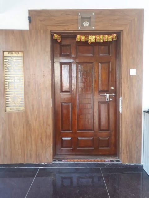 Room in the Bungalow