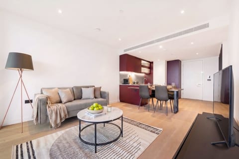 Luxury apartment near embassy image 1