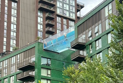 Luxury apartment near embassy image 3
