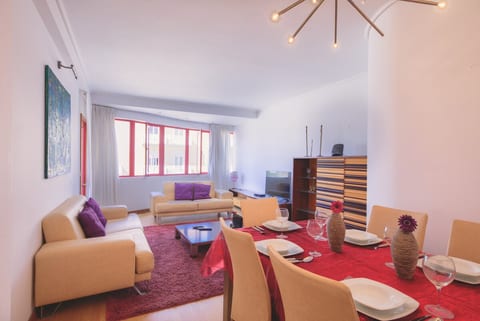 Apartment with Terrace 100m from the Beach