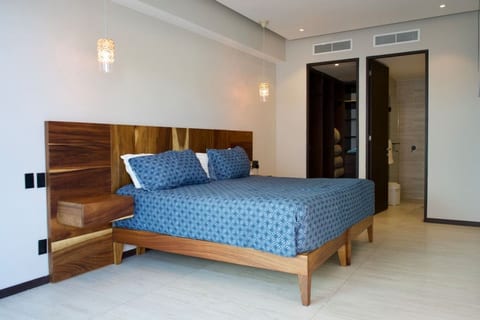 Beachfront Luxury at Narval - Pool & Concierge