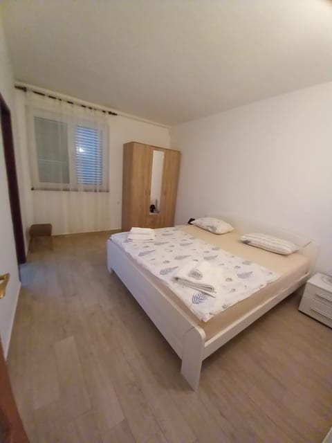 Apartments Nadia - Unit 378947-13