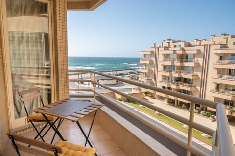 Oceanview First Line with 2 Pools 5