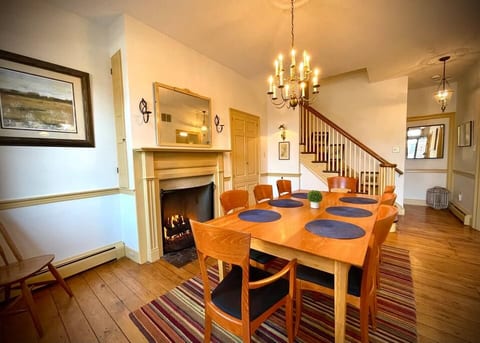 THE HENDEL HOUSE - COLONIAL DOWNTOWN LANCASTER