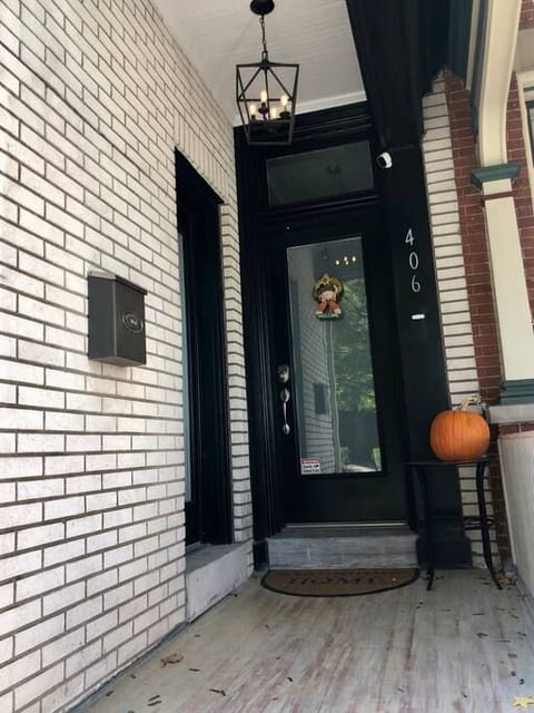 THE ROYER HOUSE - LANCASTER'S HISTORIC DISTRICT