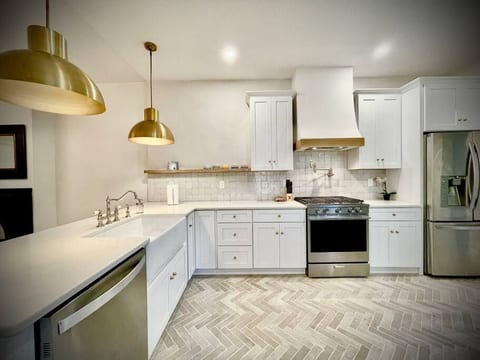 THE DERBY HOUSE - LANCASTER CITY CENTRAL