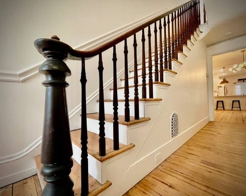 THE DERBY HOUSE - LANCASTER CITY CENTRAL