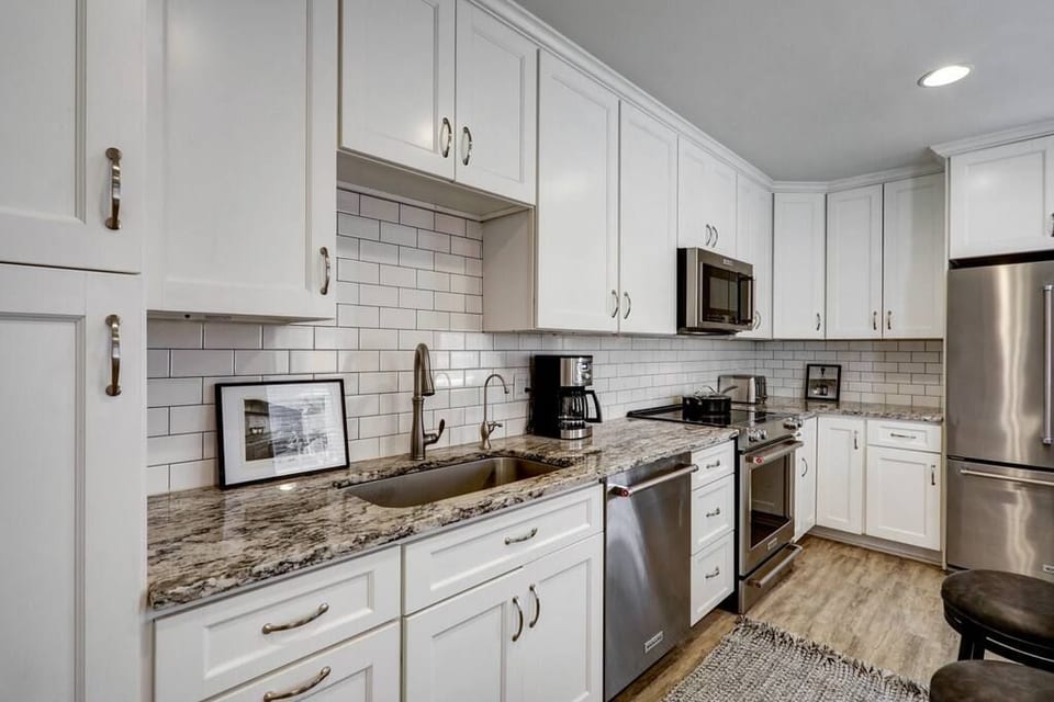 THE HAMILTON HOUSE - DOWNTOWN COLONIAL LANCASTER - Lancaster