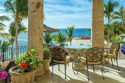 Villa Paraiso in Cabo, book direct -no service fees