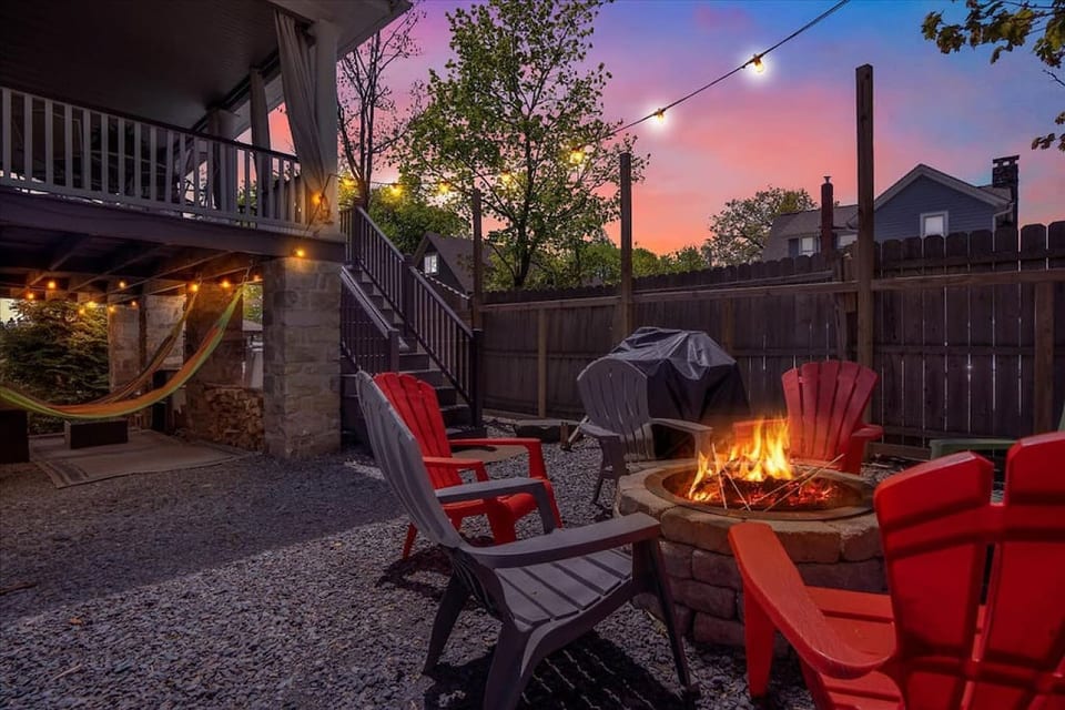 Twilight fire pit
