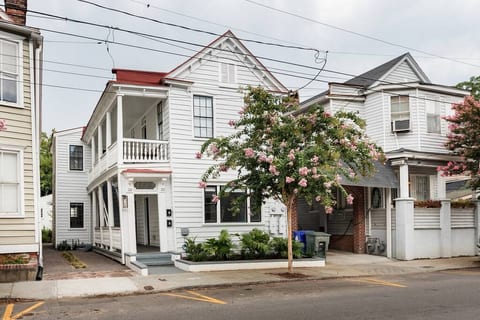 Welcome home! Our charming exterior promises a comfortable and memorable stay. Step inside and let the vacation begin!