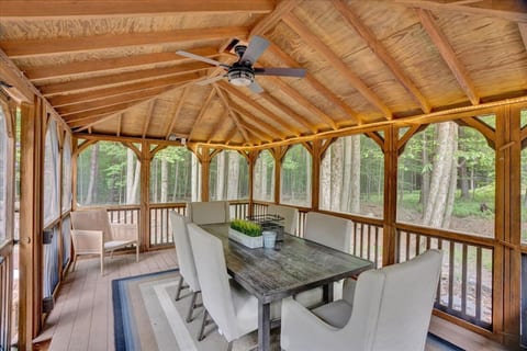 Your private gazebo to entertain guests