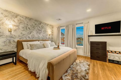 Indulge in comfort in this elegant king suite, complete with a ensuite full bathroom for your ultimate relaxation.