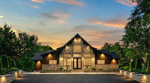 First impressions matter. This inviting home is your gateway to a peaceful waterfront escape filled with comfort, fun, and lasting memories.