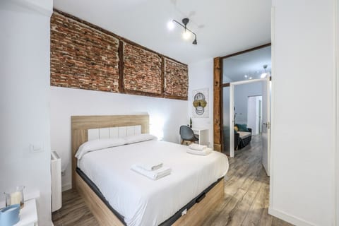 Latina Corporate Housing with Billard & Darts