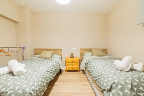 Cozy apartment | Free parking | Terrace & Views