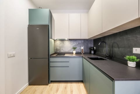 Luxe apartments Madrid Rio by RentitUP