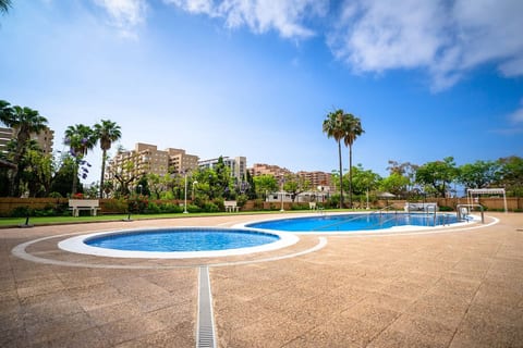 Exotic & Modern Beachside Paradise in Oropesa!