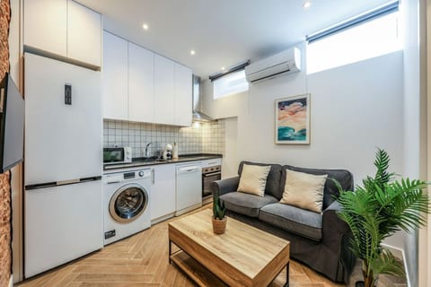 Urban Quiet in Madrid - Ideal for Couples