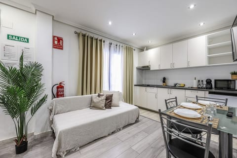 Classy Studio close to Retiro Park, Madrid