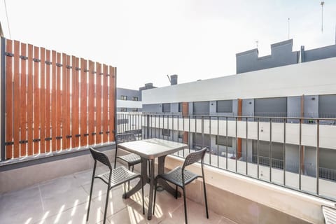 Elegant Studio with Private Terrace by RentitUP