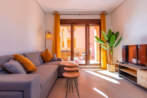 Relaxing Stay by the Sea - Terrace, Pool & Parking