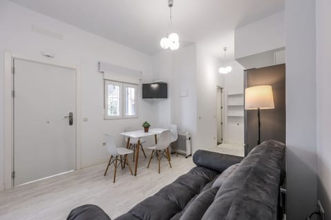 Your Private Retreat in Madrid - 30' from downtown