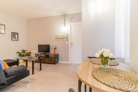 Stay in Zaragoza's historic center