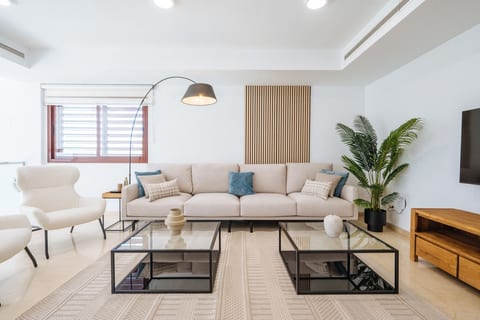 Luxury villa in Sevilla - Pool, Terrace & GameRoom