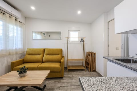Peaceful City Escape 30' from Central Madrid