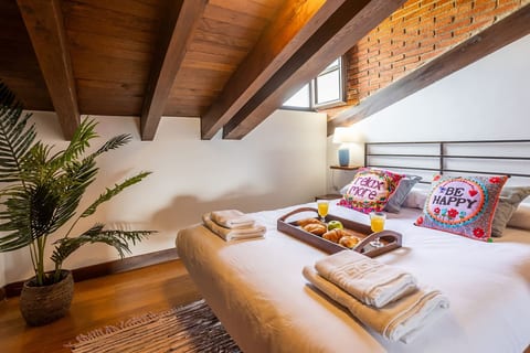 Rural Villa with Sea Views - Eo
