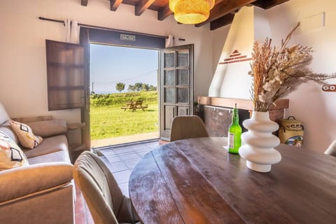 Rural Villa with Sea Views - Nalón