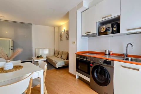 Discover Tarazona from This Central & Peaceful Flat