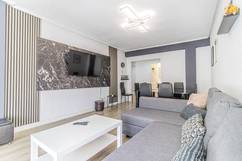 Your Large Family Apartment in Zaragoza