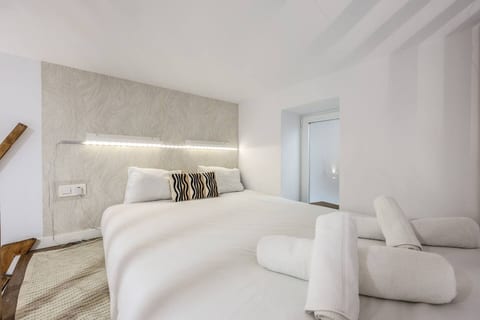 Urban Loft with Character - Puerta de Toledo