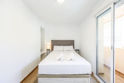 Bright Modern Home with Terrace
