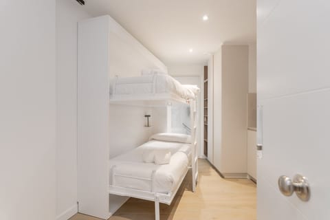 Txapitela Rooms - Perfect for 2