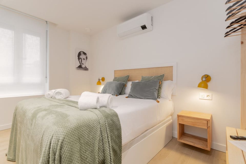 Txapitela Rooms - Perfect for 3 - Pamplona