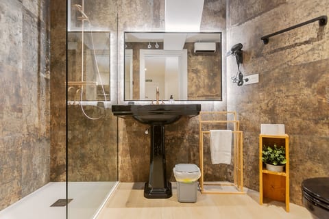 Txapitela Rooms - Perfect for 4