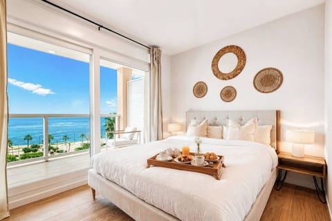 Sea View Apartment with Terrace - Sunlight