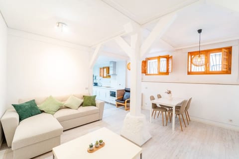 Cozy Central Apartment in Burgos