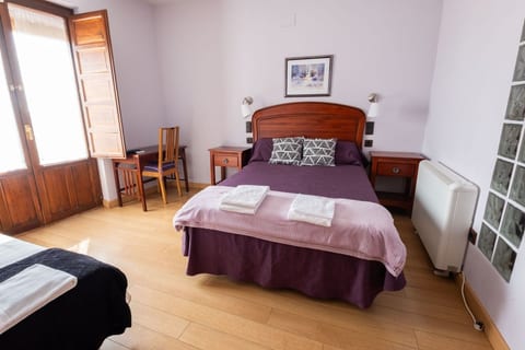 Hospedaje la Judería Segovia - H1 - Room for 3
