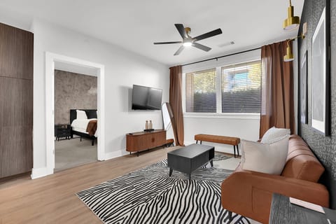 Bright and inviting lounge perfect for relaxing after exploring Atlanta.