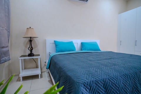 The Island Nook Bim | Poolside Retreat by the Gap image 12